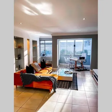 Summerstrand Boutique Beach Apartment Port Elizabeth Exterior photo