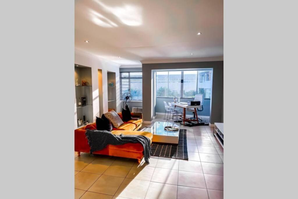 Summerstrand Boutique * Port Elizabeth